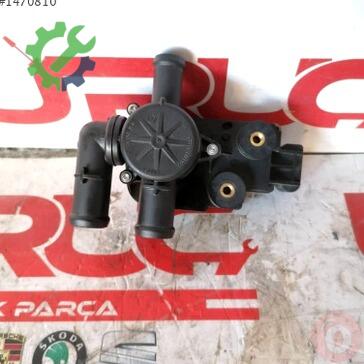 Audi Q5 Yedek Su Deposu 03N906249A çıkma parça