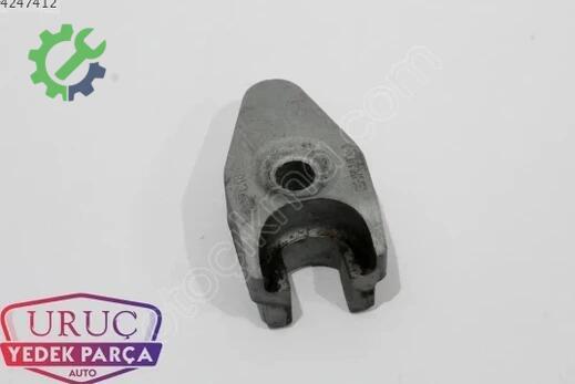 Volkswagen Polo Motor Braketi çıkma parça