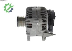 Volkswagen Golf Şarj Dinamosu 045903023 Sökme Çıkma
