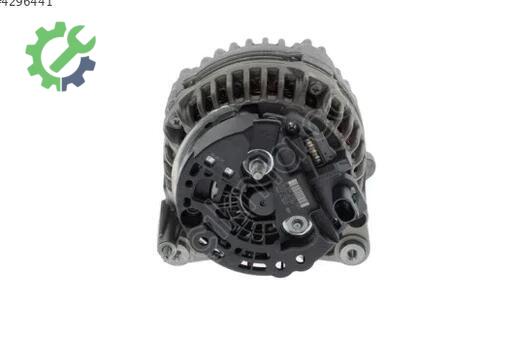 Volkswagen Golf Şarj Dinamosu 045903023 çıkma parça