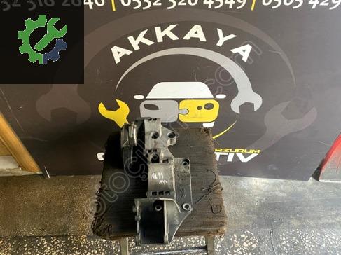 Volkswagen Bora Motor Braketi 045903143C çıkma parça