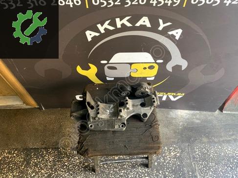 Skoda Fabia Motor Braketi çıkma parça