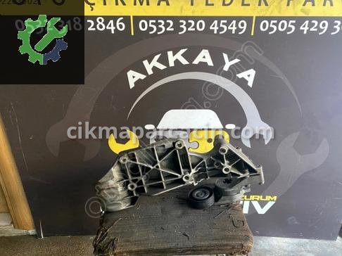Skoda Fabia Motor Braketi 045903143C çıkma parça