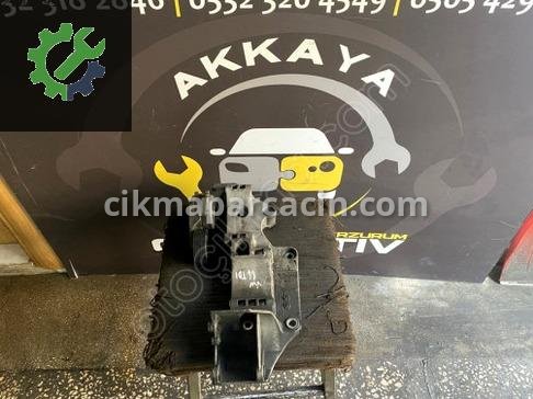 Seat Leon Motor Braketi 045903143C çıkma parça