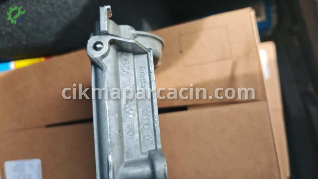 Audi A4 Eksantrik 04L103308C çıkma parça