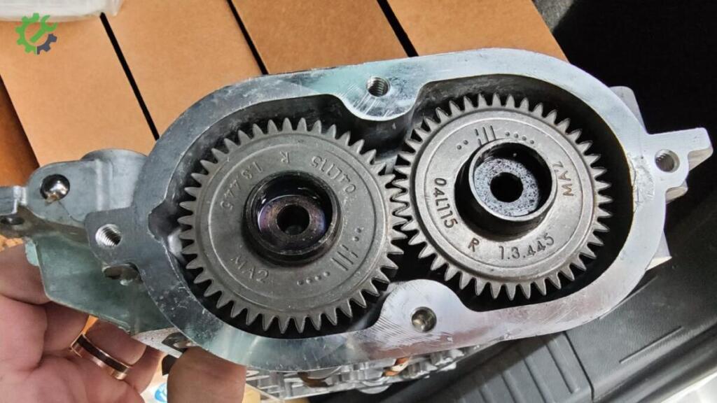 Skoda Octavia Eksantrik 04L103308C çıkma parça