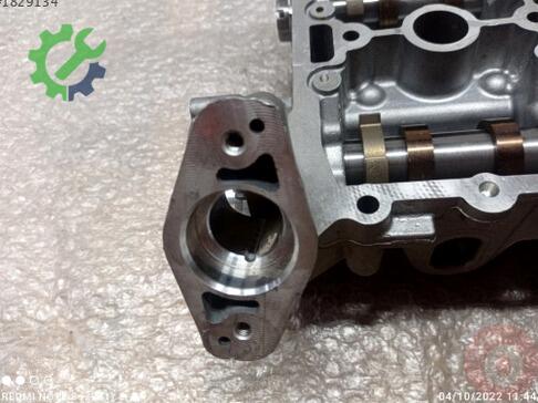 Volkswagen Caddy Eksantrik Mili 04C103479H çıkma parça