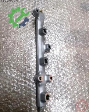 Audi A3 Yakıt Dağıtıcı 04C133320G çıkma parça