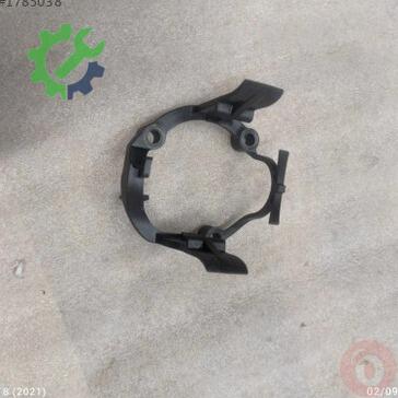 Volkswagen Tiguan Çeki Demir Kapağı 04C145853A çıkma parça