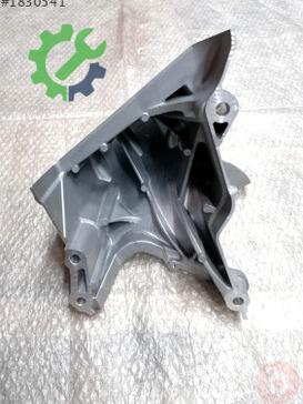 Audi A1 04C199207AG çıkma parça