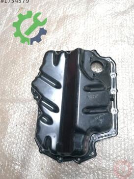 Volkswagen Passat Karter 04E103600B çıkma parça
