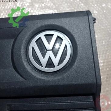 Volkswagen Jetta Motor Kapağı 04E103925 çıkma parça