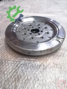 Volkswagen Passat Volant 04E105266P çıkma parça