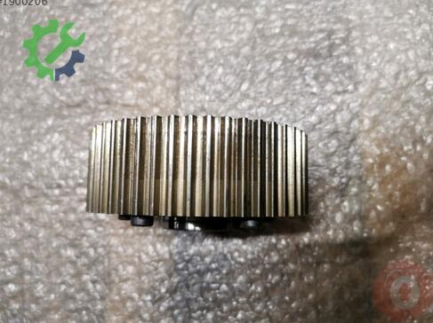 Volkswagen Jetta Eksantrik Mili 04E109088P çıkma parça