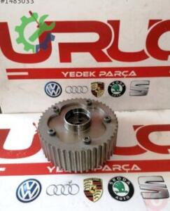 Audi A3 2021 Eksantrik Dişlisi Çıkma - 04E109088AN