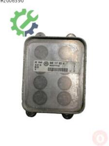 Volkswagen Passat Orijinal Çıkma Yağ Soğutucu 04E117021K