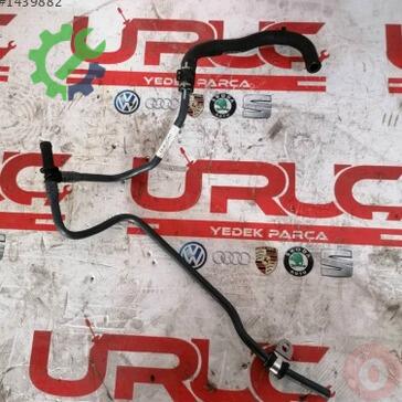 Volkswagen Golf Intercooler 04E121064N çıkma parça