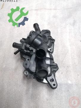 Volkswagen Golf Devirdaim 04E121600CB çıkma parça