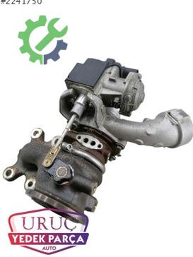 Volkswagen Passat Turbo 04E145713Q çıkma parça