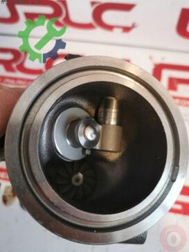 Volkswagen Passat Turbo 04E145721R çıkma parça