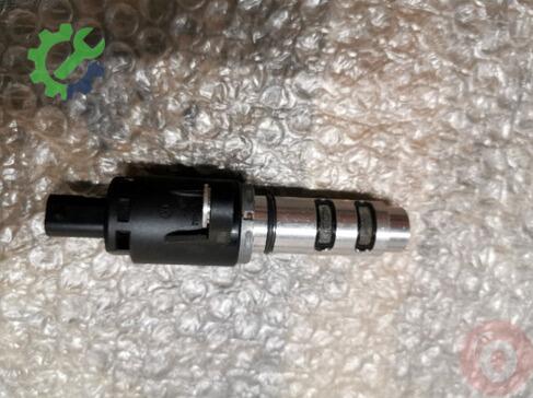 Skoda Fabia Eksantrik Mili 04E906455N çıkma parça