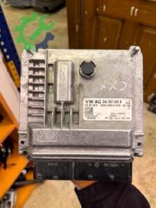 04L 907 445 B Volkswagen Golf Motor Beyini Çıkma Orijinal
