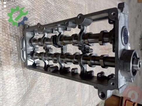 Volkswagen Golf Eksantrik Mili 04L103292J çıkma parça