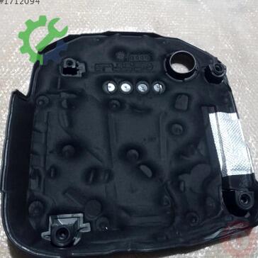 Audi A5 Motor Kapağı 04L103925AL çıkma parça