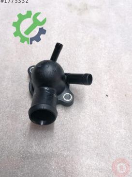 Volkswagen Passat Intercooler 04L121131N çıkma parça