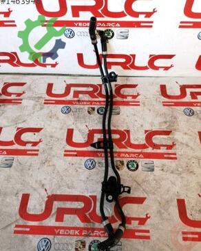 Audi A3 Klima Borusu 04L121444J çıkma parça