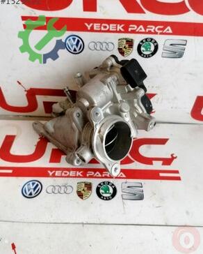 Volkswagen Golf Gaz Kelebeği 04L128059AA çıkma parça