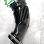 Audi A4 Orijinal Çıkma Hava Filtresi Hortumu 04L129661