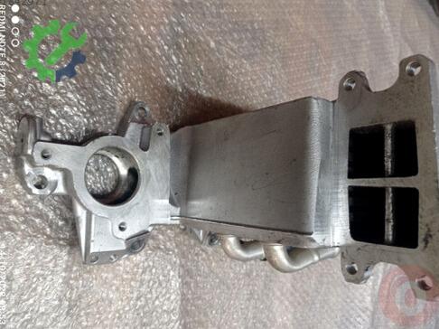 Volkswagen Jetta Emme Manifoldu 04L129766AQ çıkma parça