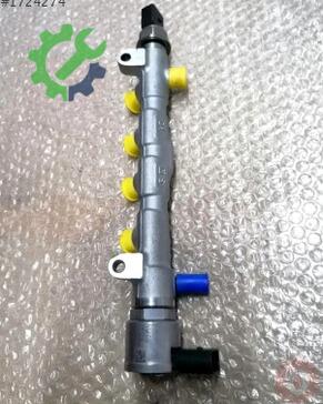 Volkswagen Golf Dolum Boğazı 04L130089F çıkma parça
