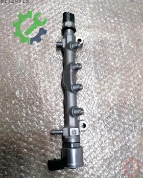 Volkswagen Passat Dolum Boğazı 04L130089G çıkma parça