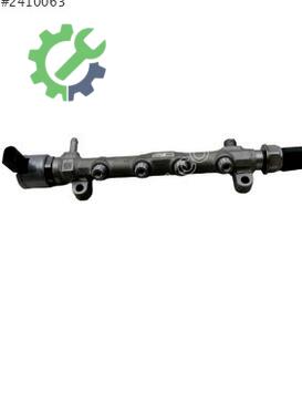 Volkswagen Golf Yakıt Dağıtıcı 04L130089G çıkma parça