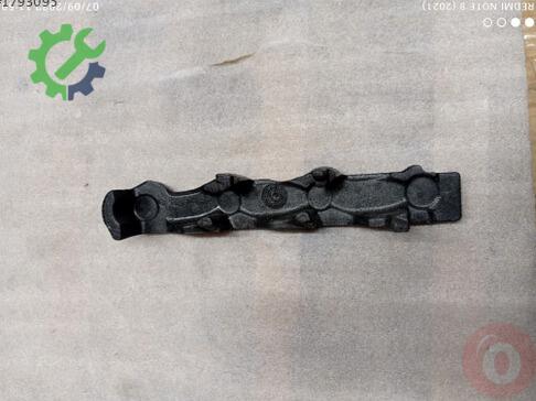 Volkswagen Arteon Motor Braketi 04L130380F çıkma parça