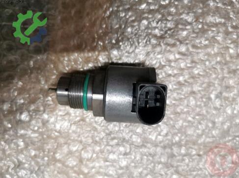 Audi A6 Dolum Boğazı 04L130764 çıkma parça
