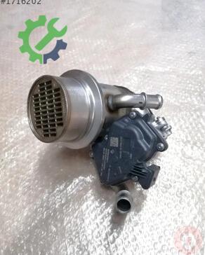 Volkswagen Jetta EGR Valfi 04L131512AK çıkma parça