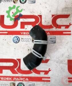 Çıkma Volkswagen Arteon Turbo Hortumu 04L131521AF
