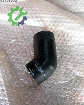 Volkswagen Passat Turbo Hortumu 04L131521M çıkma parça