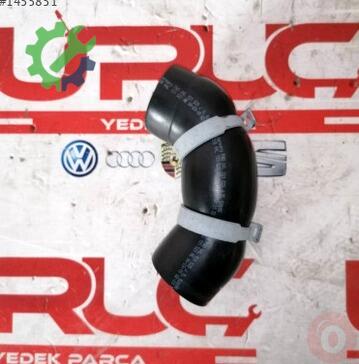 Volkswagen Passat Turbo Hortumu 04L131525J çıkma parça