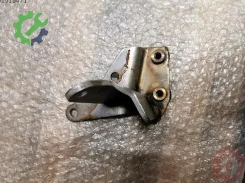 Audi A3 Motor Braketi çıkma parça