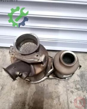 Volkswagen Golf Partikül Filtresi 04L131670D çıkma parça