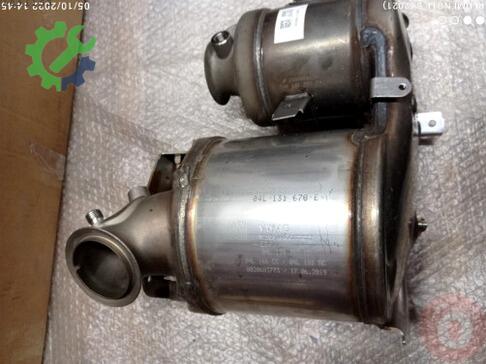Volkswagen Golf Partikül Filtresi 04L131678E çıkma parça