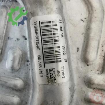 Volkswagen Transporter Intercooler 04L145749F çıkma parça