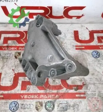 Audi A3 Motor Braketi çıkma parça