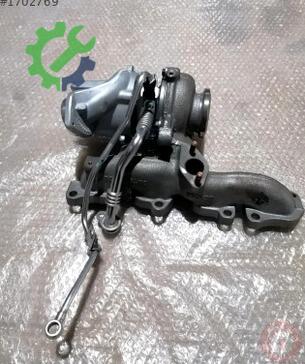 Volkswagen Tiguan Turbo 04L253010K çıkma parça
