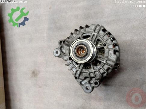 Volkswagen Arteon Şarj Dinamosu 04L903021 çıkma parça