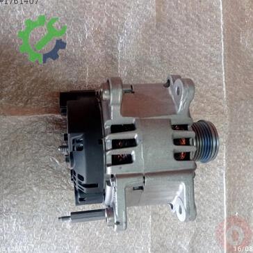 Volkswagen Golf Şarj Dinamosu 04L903021D çıkma parça